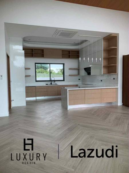 Luxury Mountain-View Villa for Sale , just off Soi 112