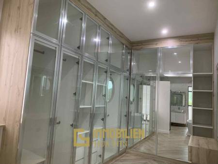 9 x 4 Infinity-Pool mit Sichtglas / Bergblick / Große Europäische Küche