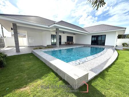 Contemporary Villa with Pool in Hua Hin's Highland Villas 3