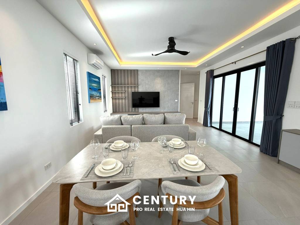 926 Kvm 3 Seng 3 Bad Villa for Salg