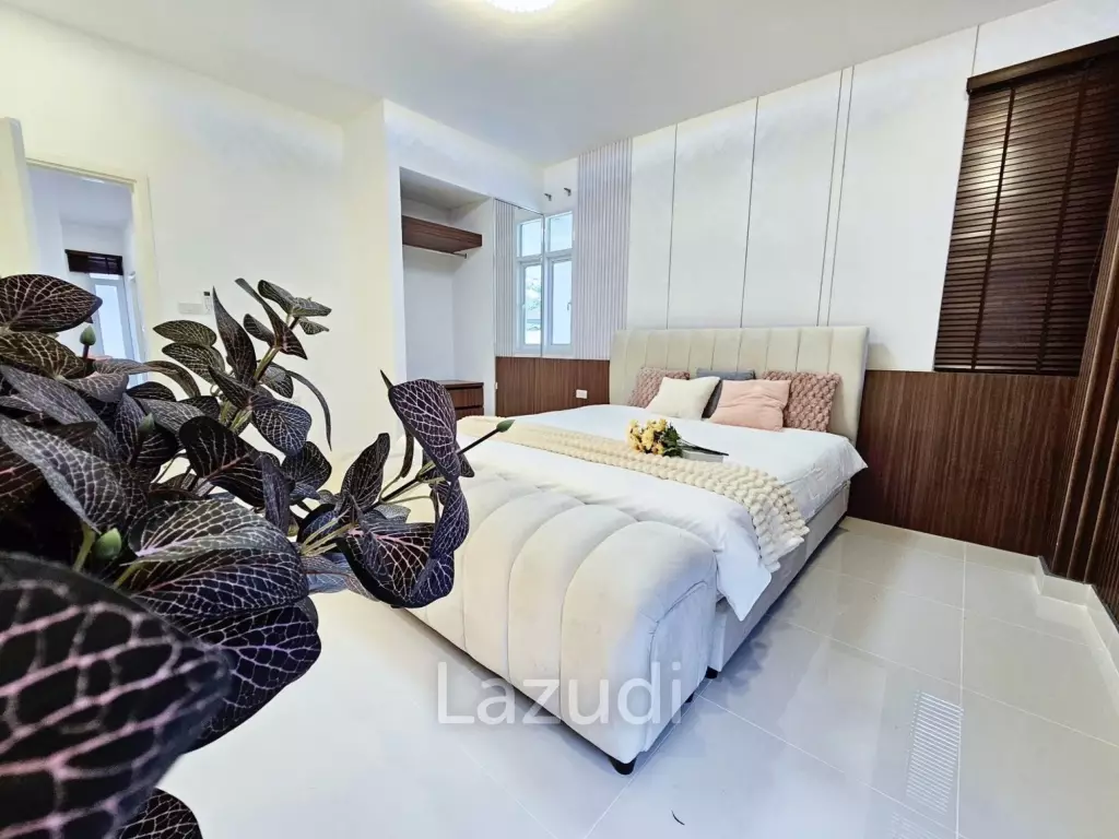 3 Beds 2 Baths 350 SQ.M. Panalee Banna Village