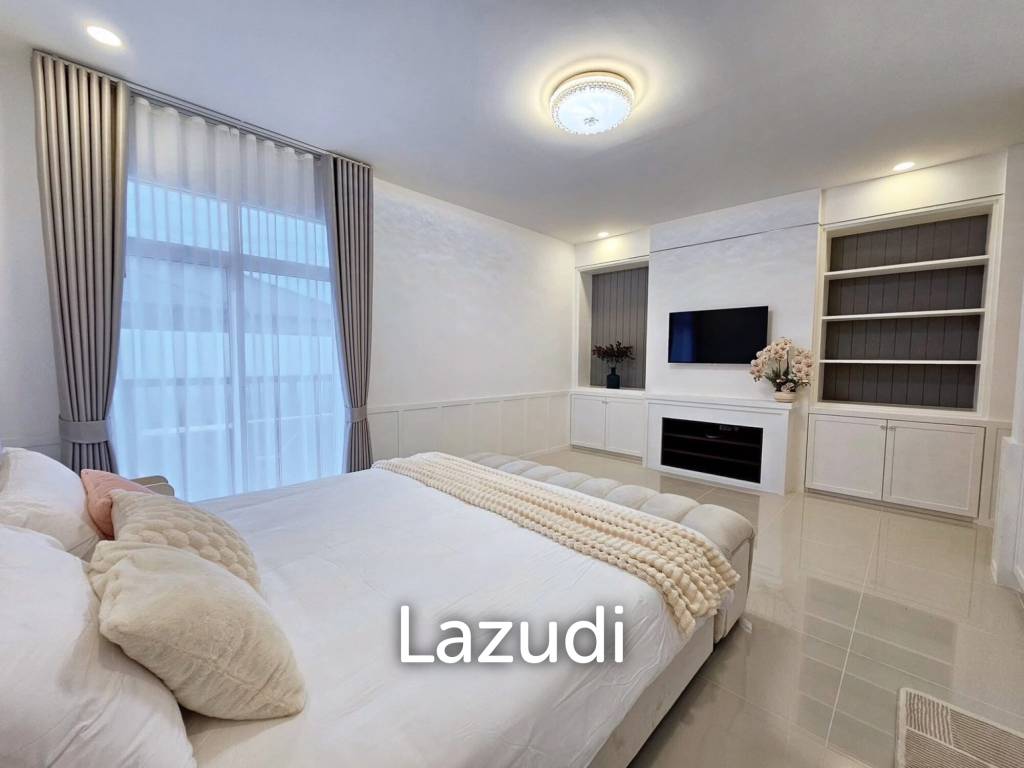 3 Beds 2 Baths 350 SQ.M. Panalee Banna Village