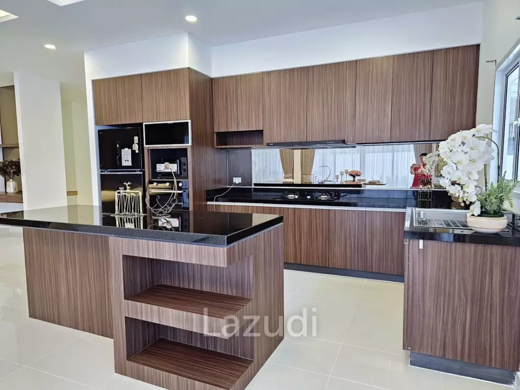 3 Beds 2 Baths 350 SQ.M. Panalee Banna Village