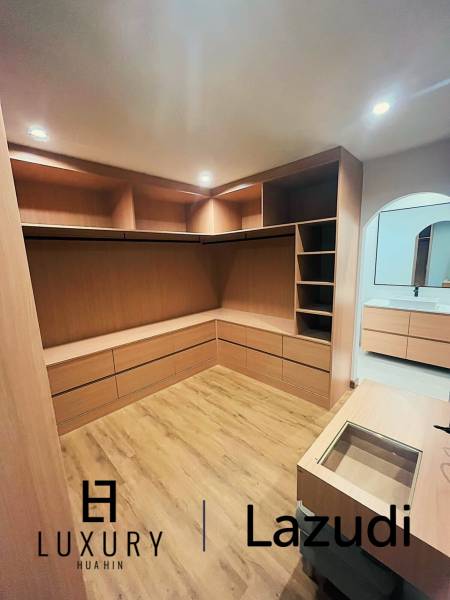 ทาวน์เฮ้าส์สองชั้นสไตล์โมเดิร์นที่หนองแค หัวหิน