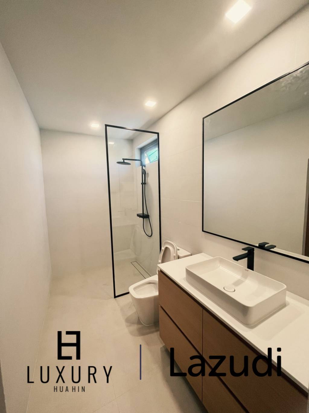 ทาวน์เฮ้าส์สองชั้นสไตล์โมเดิร์นที่หนองแค หัวหิน