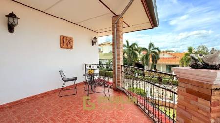 Jardin magnifiquement aménagé / Installations exclusives / Complexe avec centre de remise en forme et piscine commune