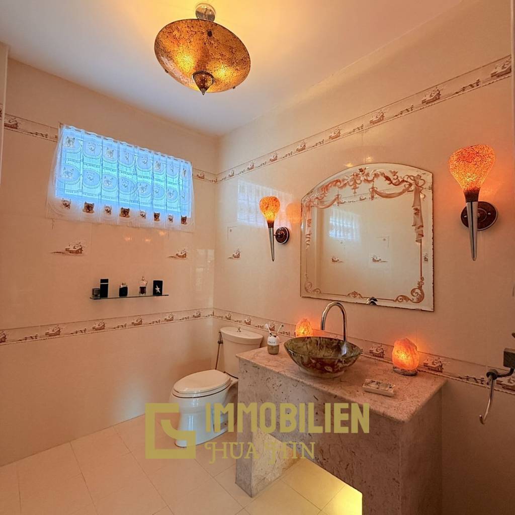 Jardin magnifiquement aménagé / Installations exclusives / Complexe avec centre de remise en forme et piscine commune