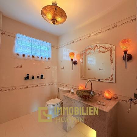 Jardin magnifiquement aménagé / Installations exclusives / Complexe avec centre de remise en forme et piscine commune