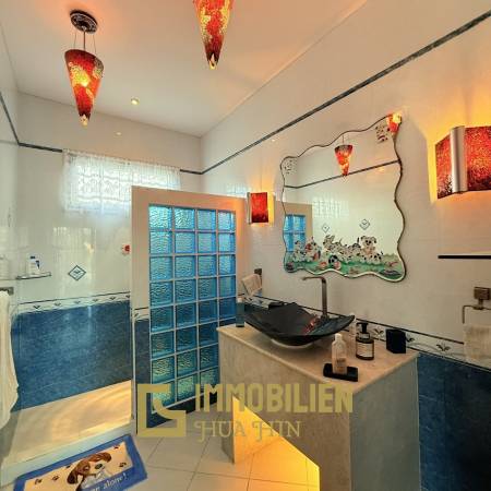 Jardin magnifiquement aménagé / Installations exclusives / Complexe avec centre de remise en forme et piscine commune