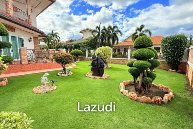 Beautifully landscaped garden / Exclusive facilities / Resort with fitness center and communal pool