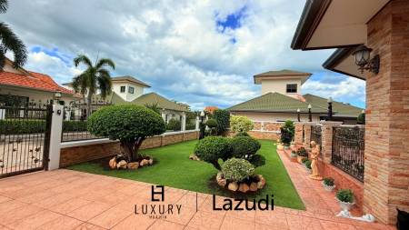 Jardin magnifiquement aménagé / Installations exclusives / Complexe avec centre de remise en forme et piscine commune