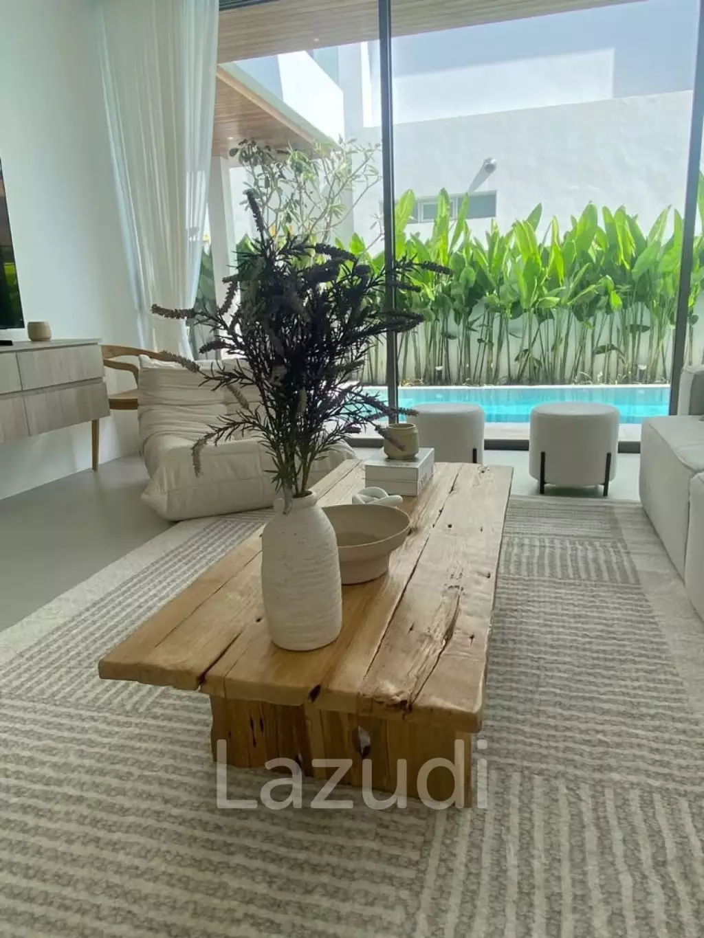 Modern 5-Bedroom Pool Viilla for Rent in Chalong