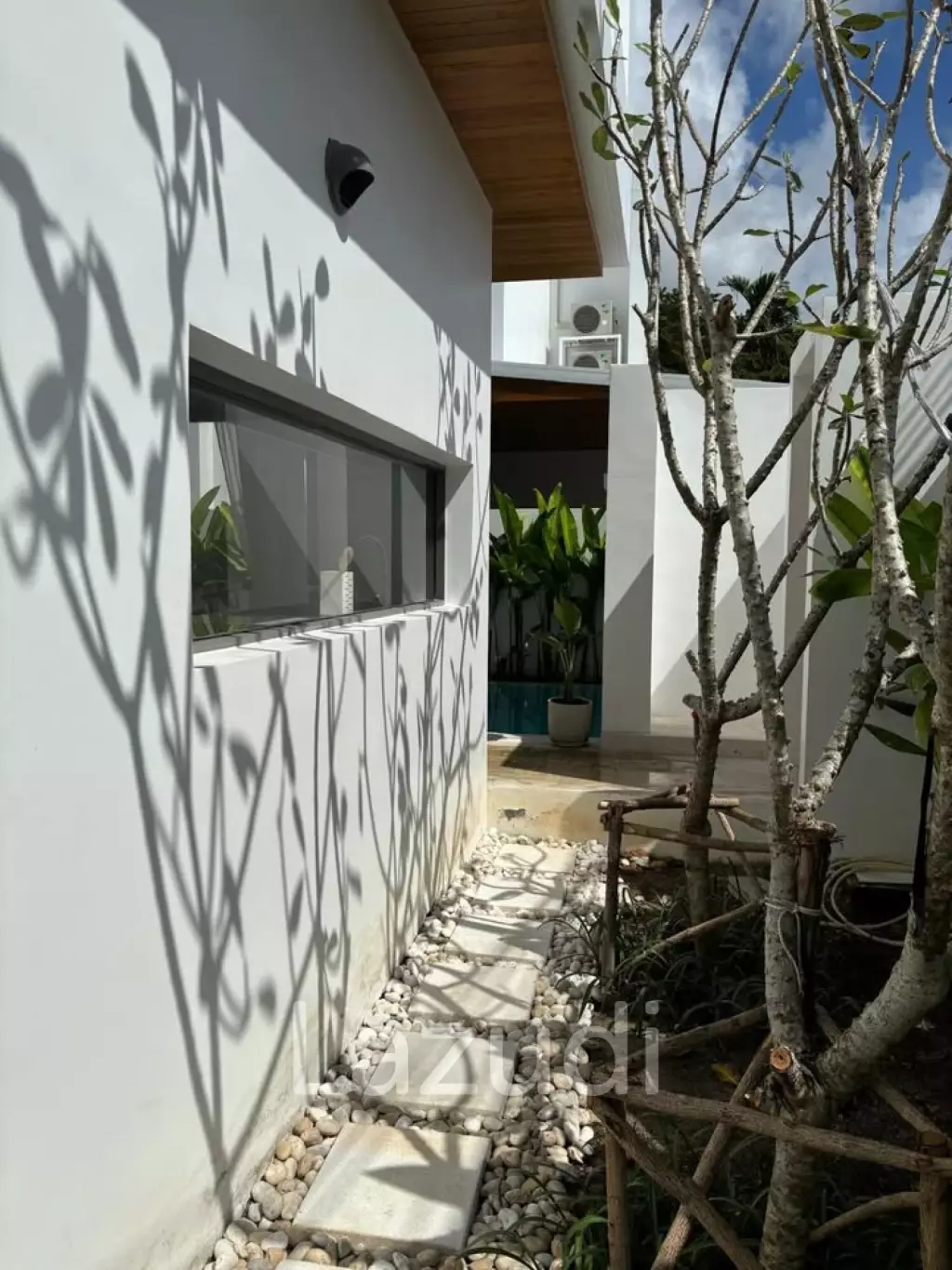 Modern 5-Bedroom Pool Viilla for Rent in Chalong
