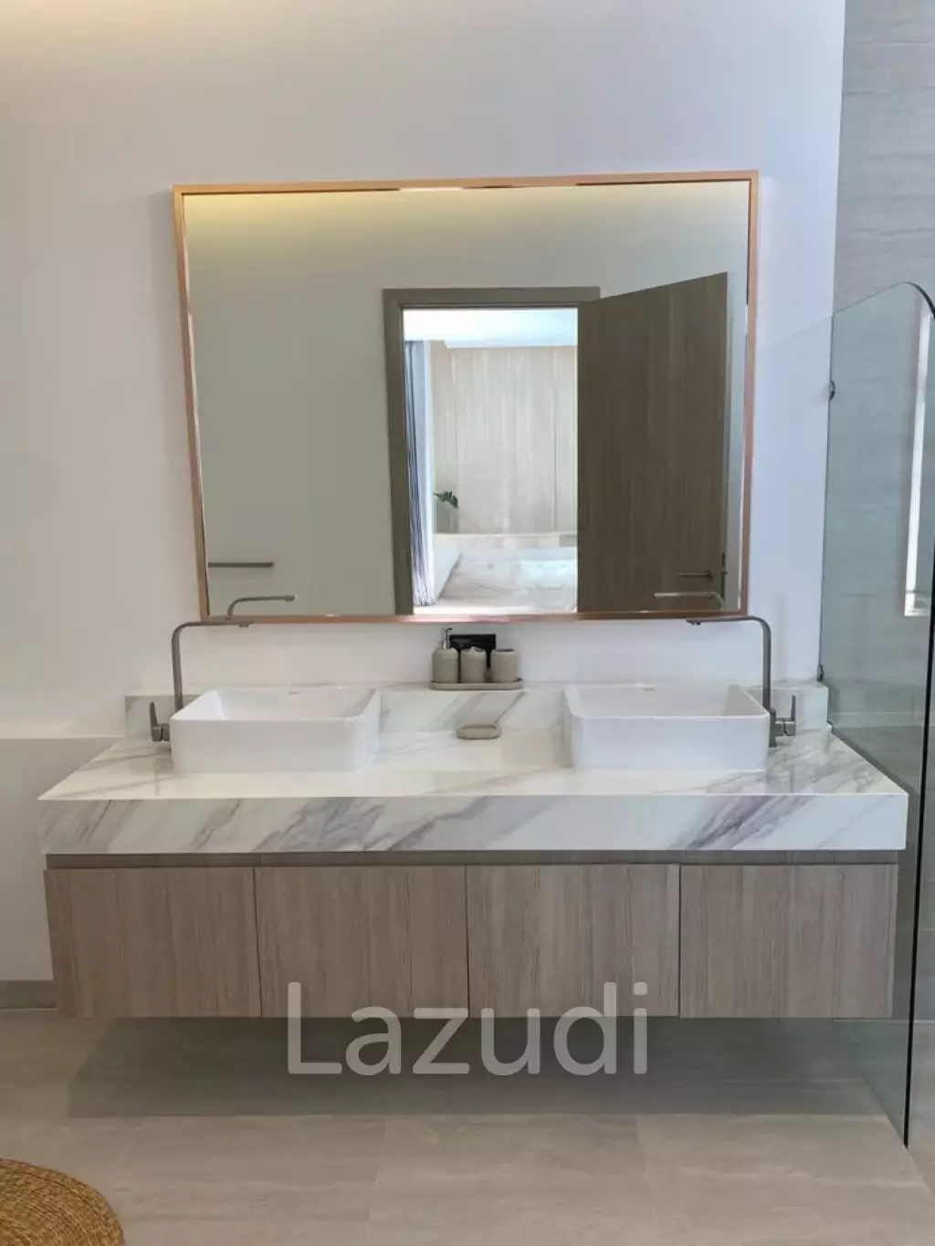 Modern 5-Bedroom Pool Viilla for Rent in Chalong