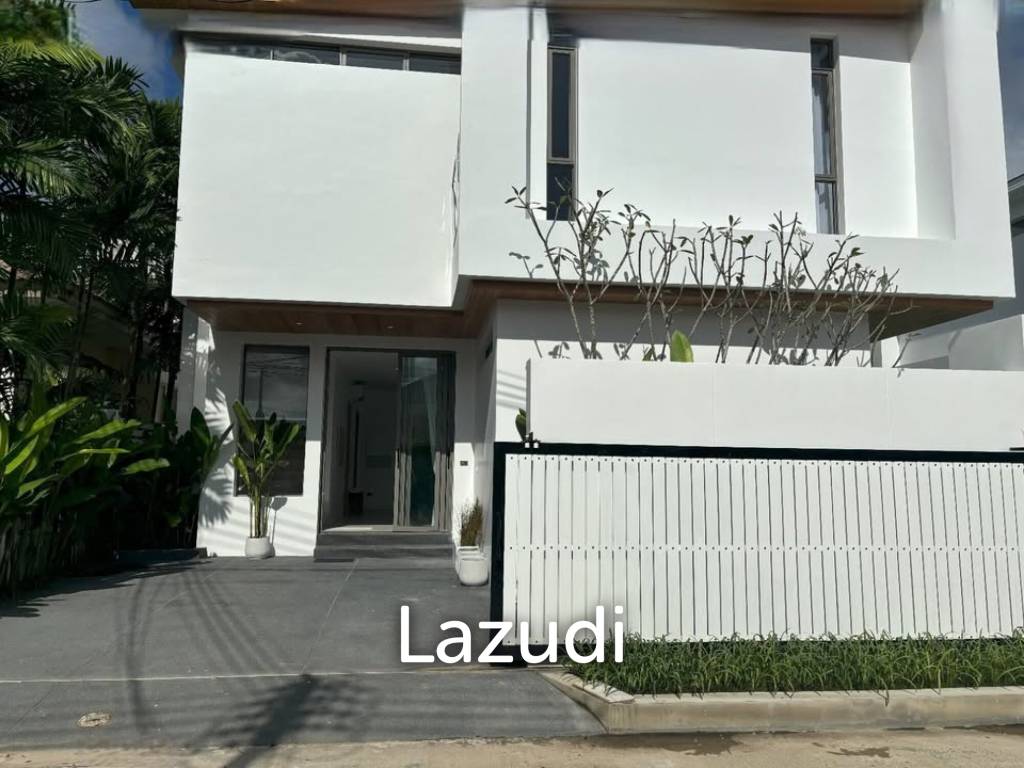 Modern 5-Bedroom Pool Viilla for Rent in Chalong