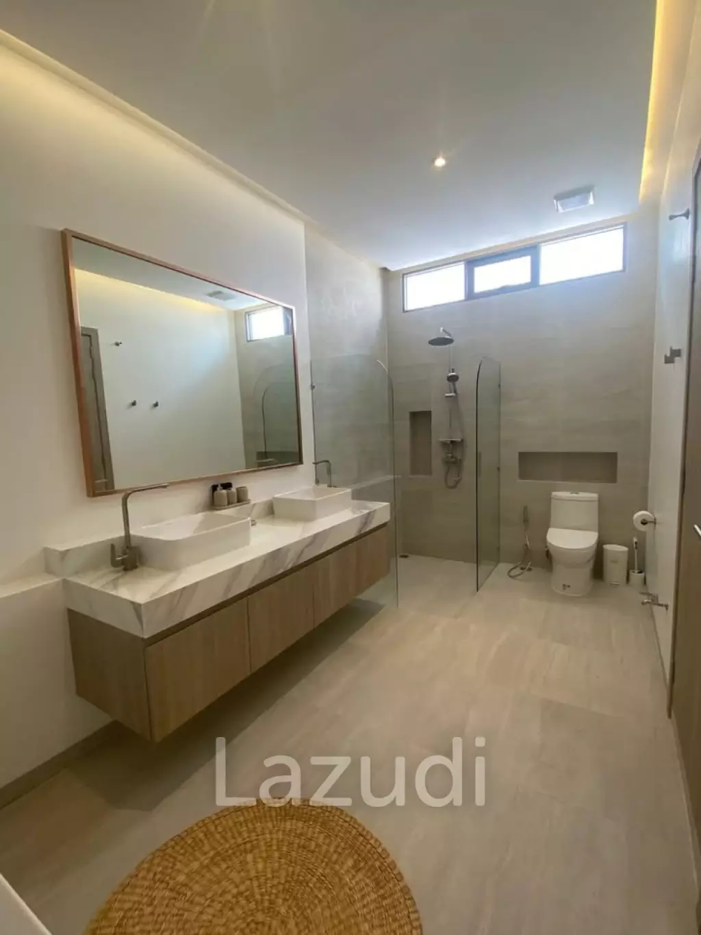 Modern 5-Bedroom Pool Viilla for Rent in Chalong