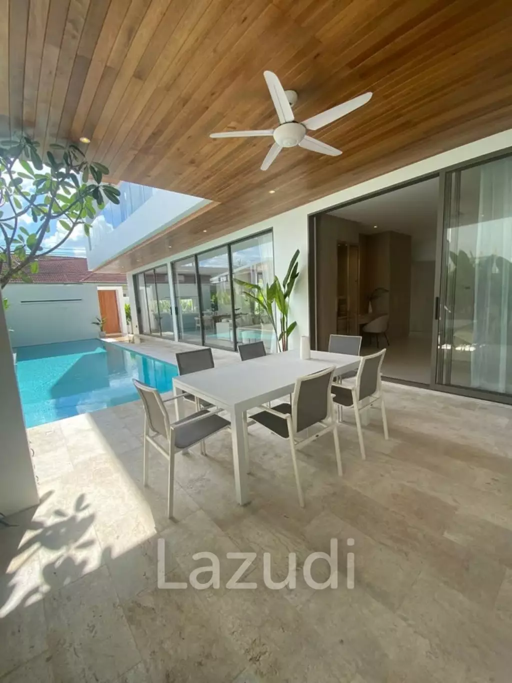 Modern 5-Bedroom Pool Viilla for Rent in Chalong