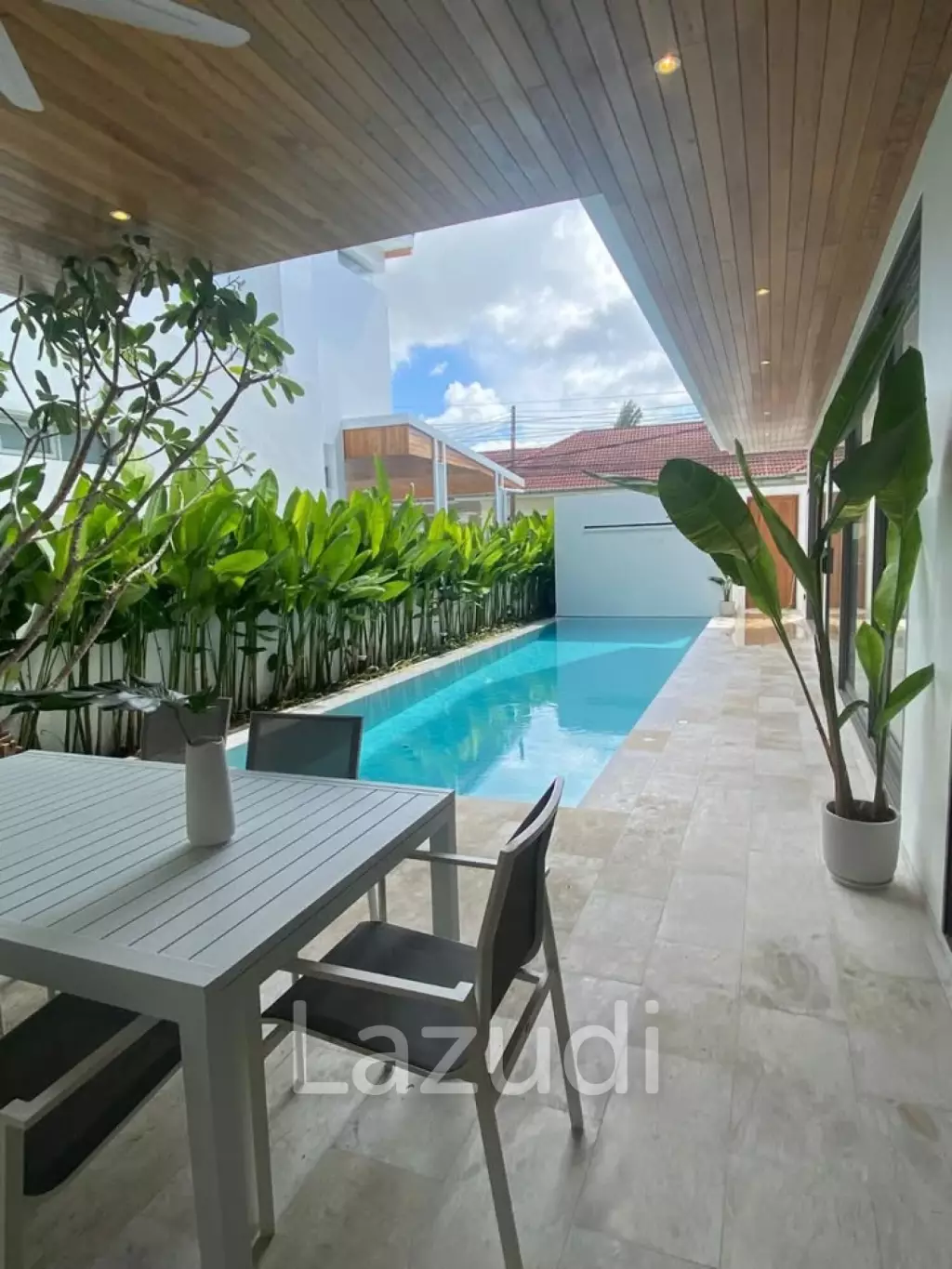 Modern 5-Bedroom Pool Viilla for Rent in Chalong