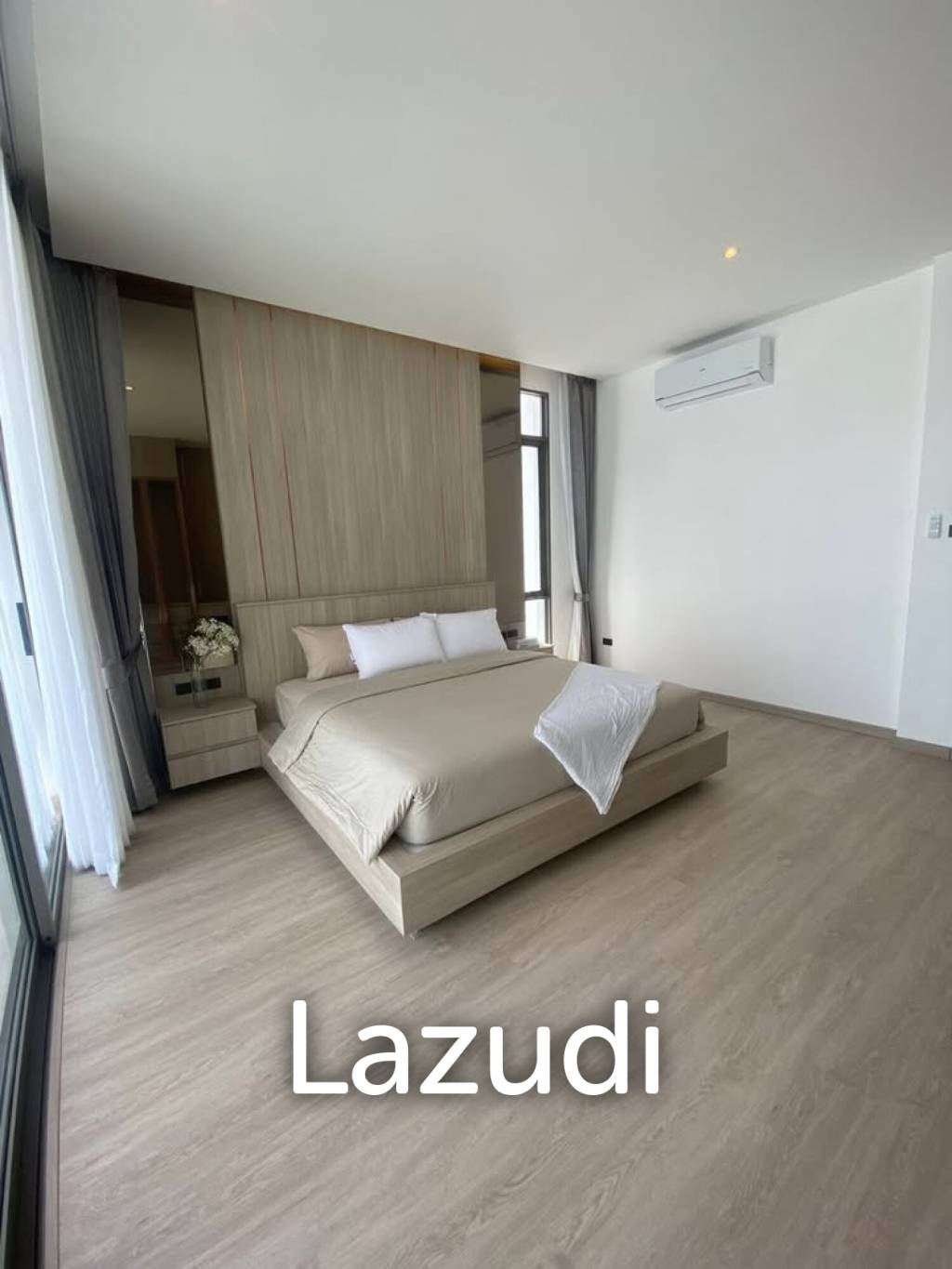 Modern 5-Bedroom Pool Viilla for Rent in Chalong