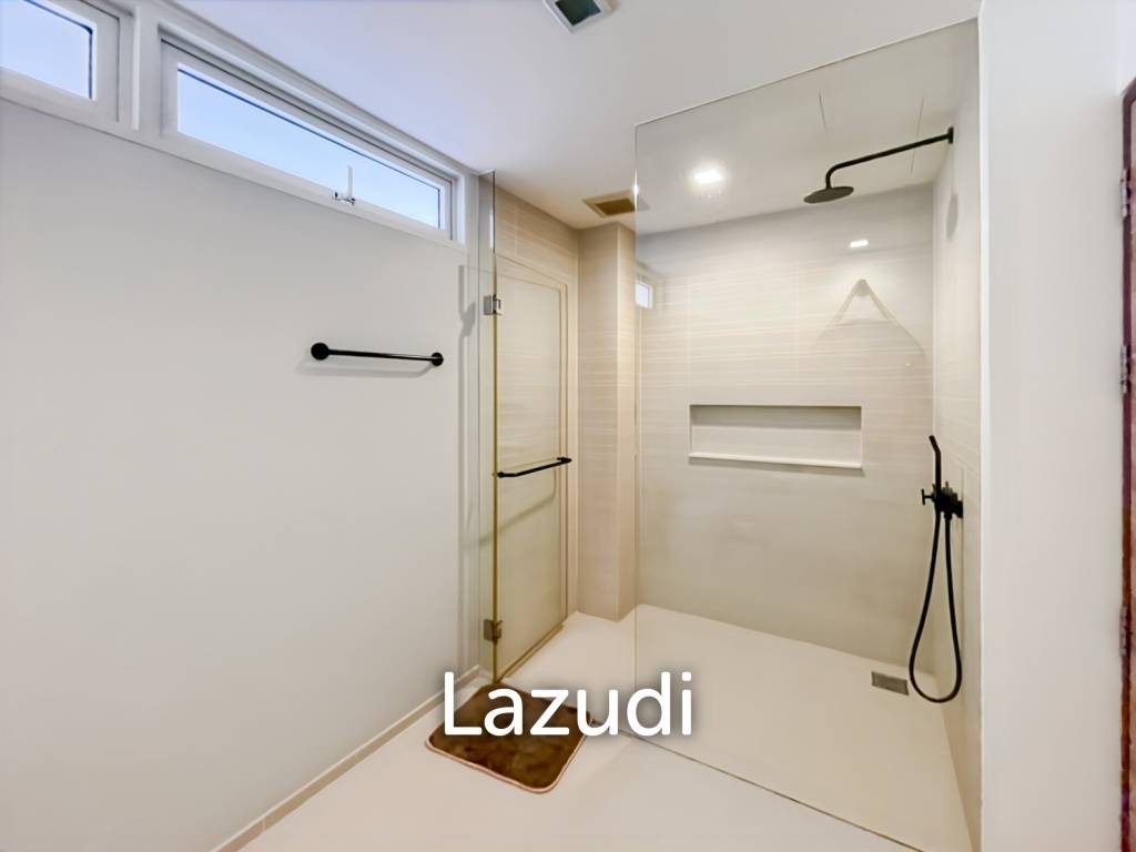 BEST DEAL - Spacious 1-Bed Condo in Wan Vayla Hua Hin