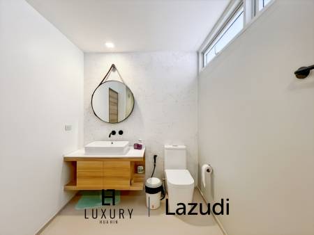 คอนโด 1 ห้องนอน ขนาด 69 ตรม ที่ Wan Vayla ติดหาดเขาเต่า