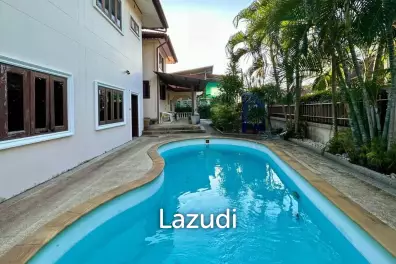 Spacious 2-House Property with 5 Bedrooms for Sale in Rawai