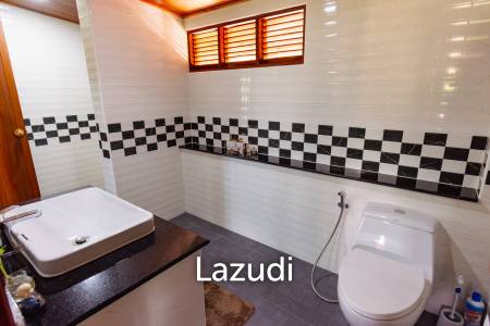 Stunning Thai Wooden Villa with Pool in Pranburi