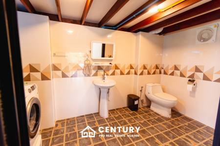 Stunning Thai Wooden Villa with Pool in Pranburi