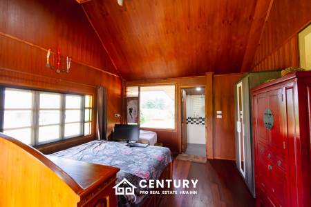 Stunning Thai Wooden Villa with Pool in Pranburi