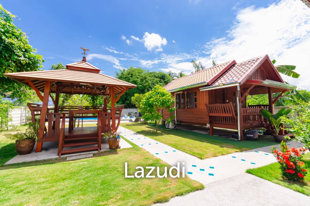 Stunning Thai Wooden Villa with Pool in Pranburi