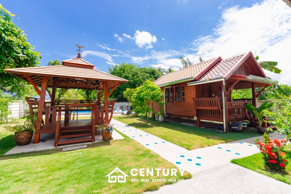 Stunning Thai Wooden Villa with Pool in Pranburi