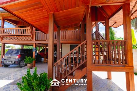 Stunning Thai Wooden Villa with Pool in Pranburi