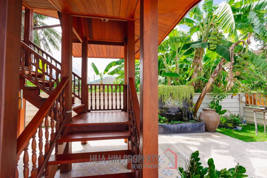 Stunning Thai Wooden Villa with Pool in Pranburi