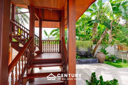 Stunning Thai Wooden Villa with Pool in Pranburi