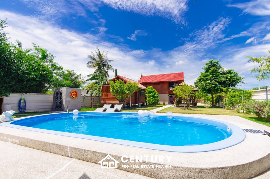 Stunning Thai Wooden Villa with Pool in Pranburi