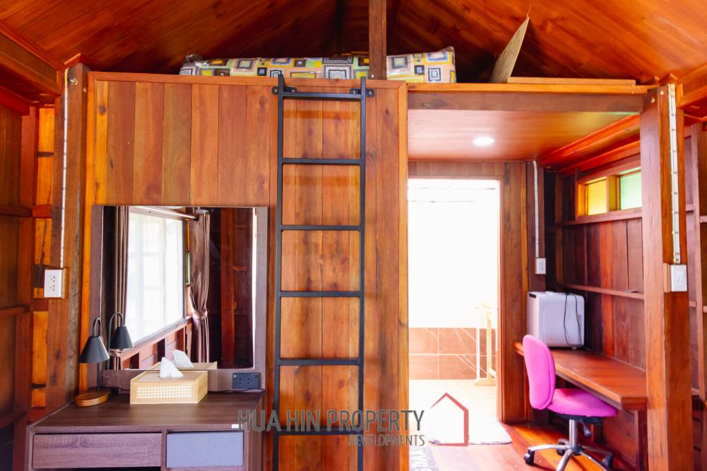 Stunning Thai Wooden Villa with Pool in Pranburi