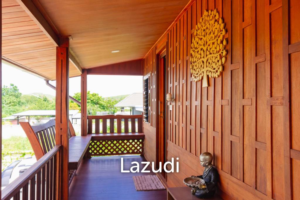 Stunning Thai Wooden Villa with Pool in Pranburi