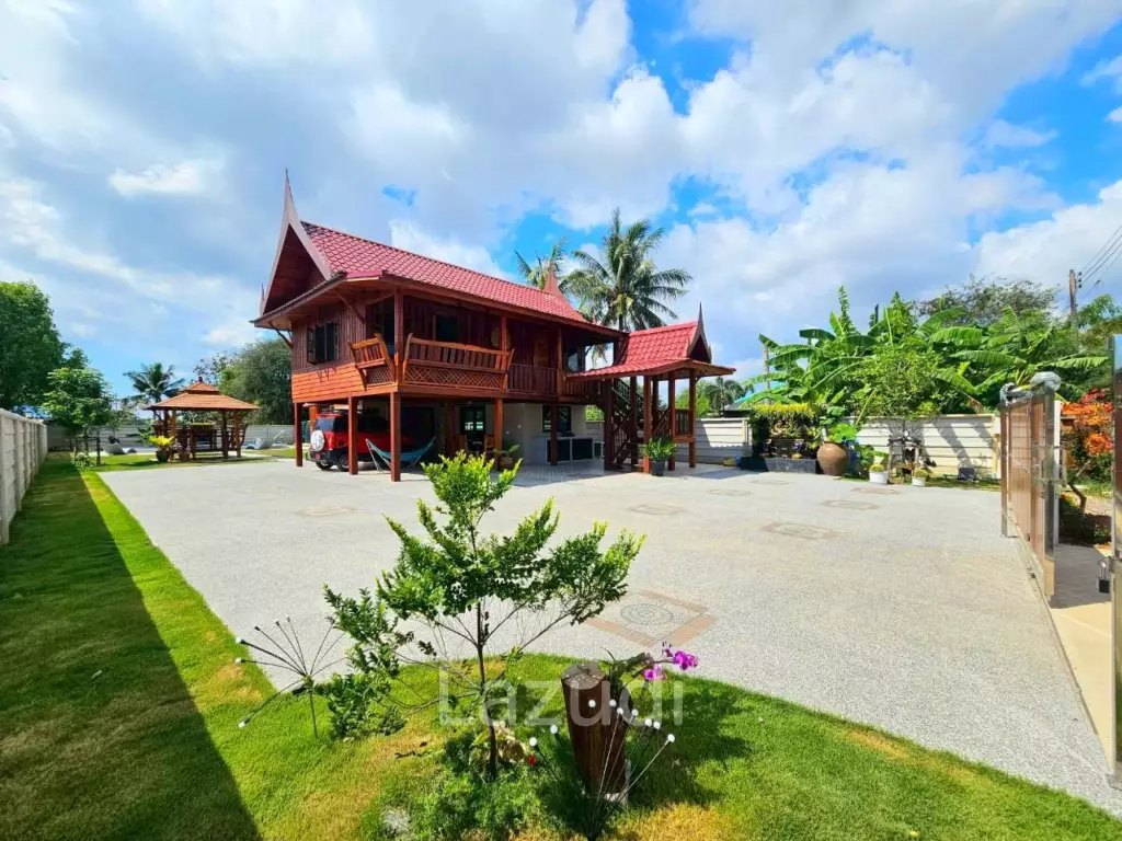 Stunning Thai Wooden Villa with Pool in Pranburi