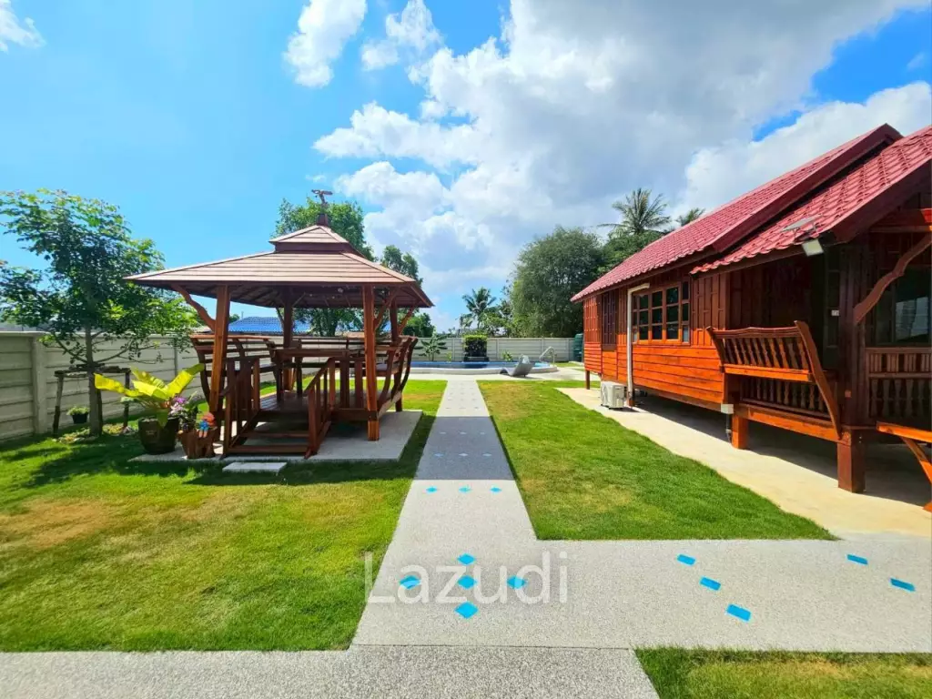 Stunning Thai Wooden Villa with Pool in Pranburi