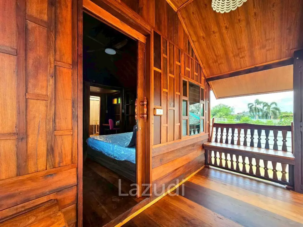 Stunning Thai Wooden Villa with Pool in Pranburi