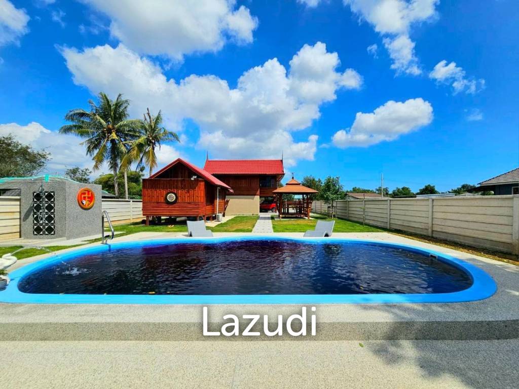 Stunning Thai Wooden Villa with Pool in Pranburi