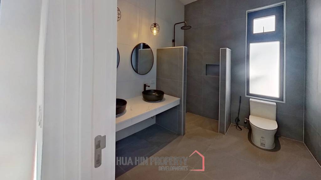 Luxurious Modern Villa in Highland Villas 3 Hua Hin