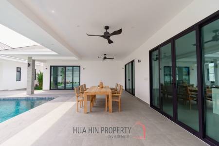 Luxurious Modern Villa in Highland Villas 3 Hua Hin