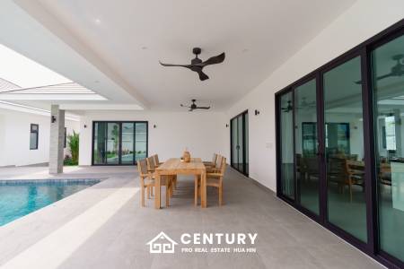 Luxurious Modern Villa in Highland Villas 3 Hua Hin
