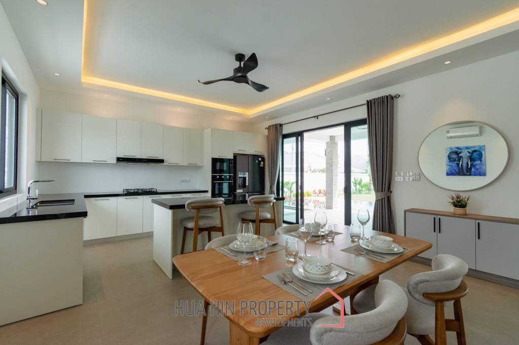Luxurious Modern Villa in Highland Villas 3 Hua Hin