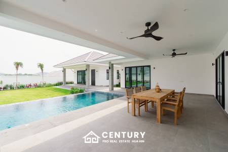 Luxurious Modern Villa in Highland Villas 3 Hua Hin