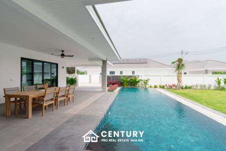 Luxurious Modern Villa in Highland Villas 3 Hua Hin