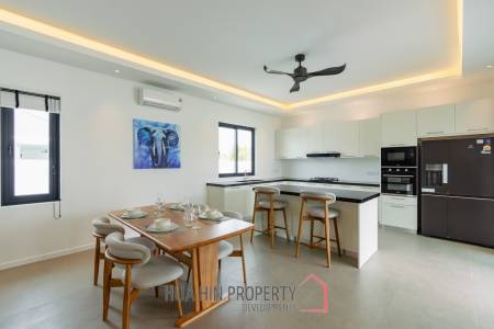 Luxurious Modern Villa in Highland Villas 3 Hua Hin