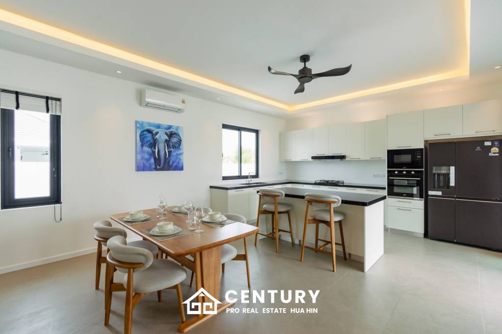 Luxurious Modern Villa in Highland Villas 3 Hua Hin