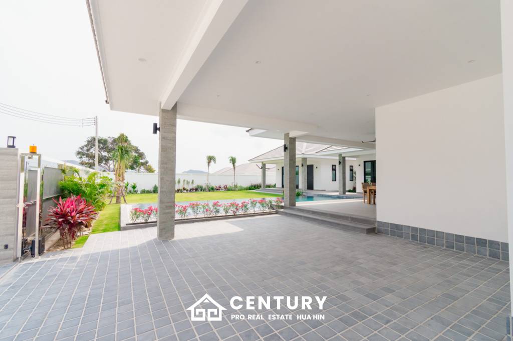Luxurious Modern Villa in Highland Villas 3 Hua Hin